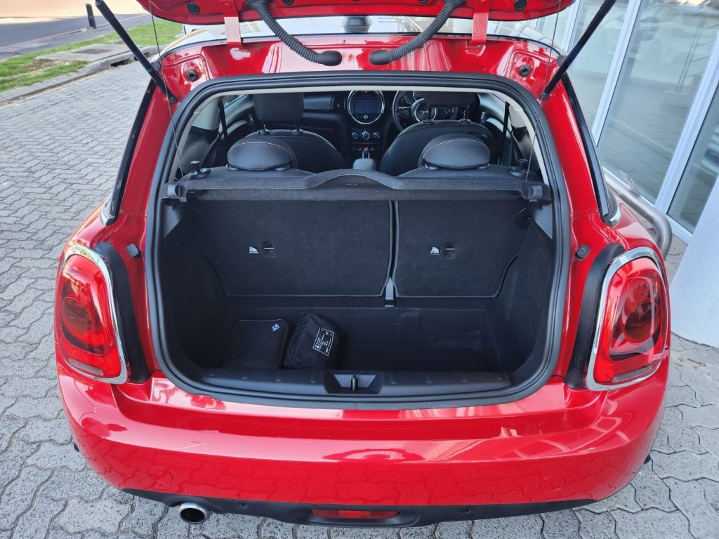 MINI Hatch Cooper Hatch 3-Door Auto - SMG