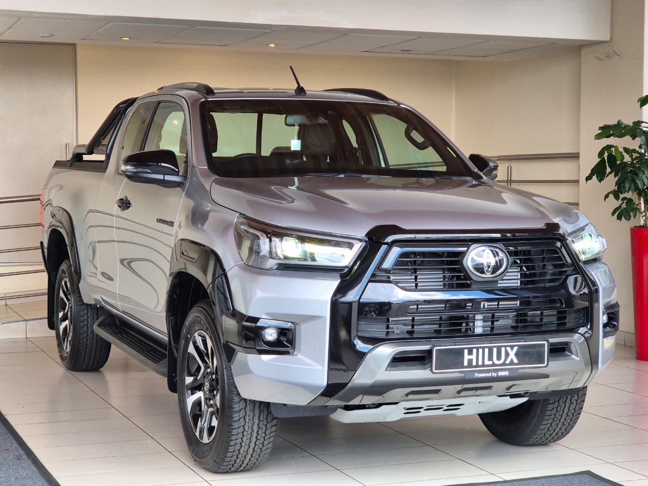 Toyota Hilux 2.8GD-6 Xtra Cab 4x4 Legend 55 - SMG